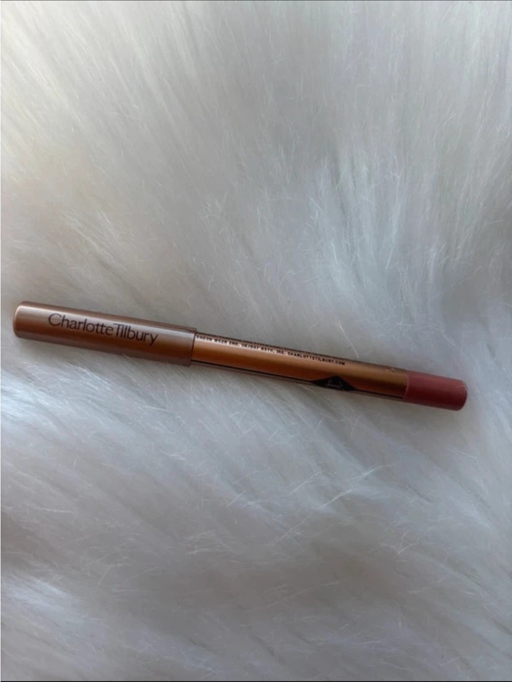 Charlotte Tilbury Lip liner shad pillow talk